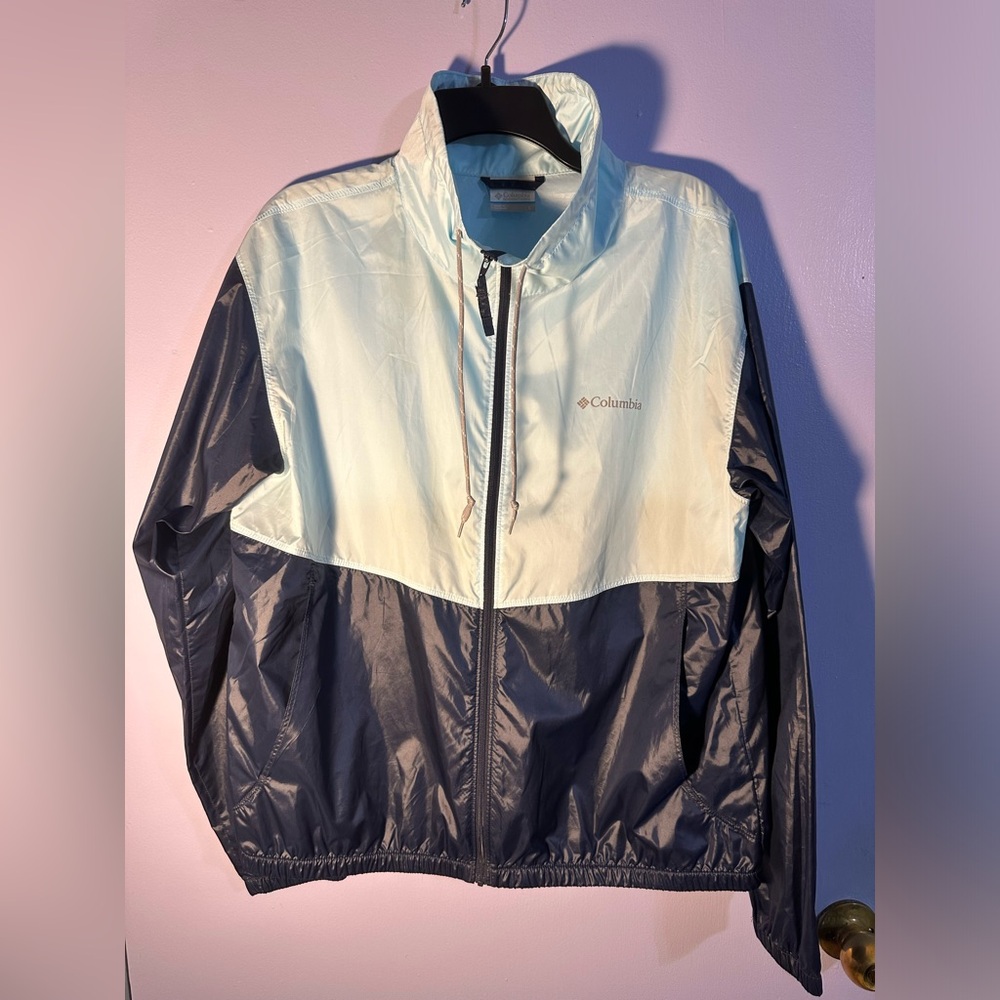Columbia blue jacket - size L